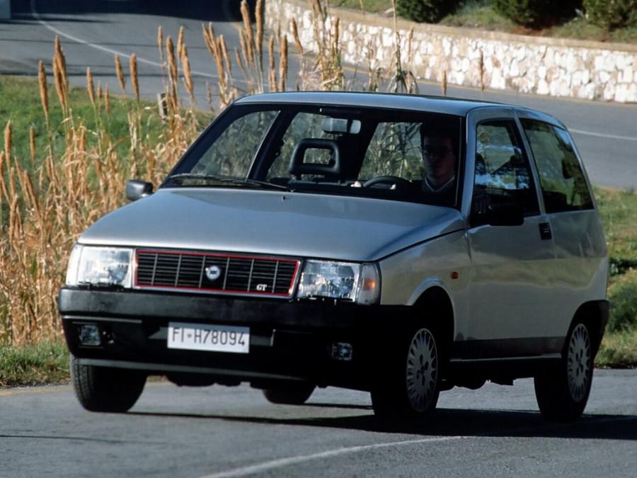  Lancia Y10 GT i.e 1989 года  (фото 11 из 18)